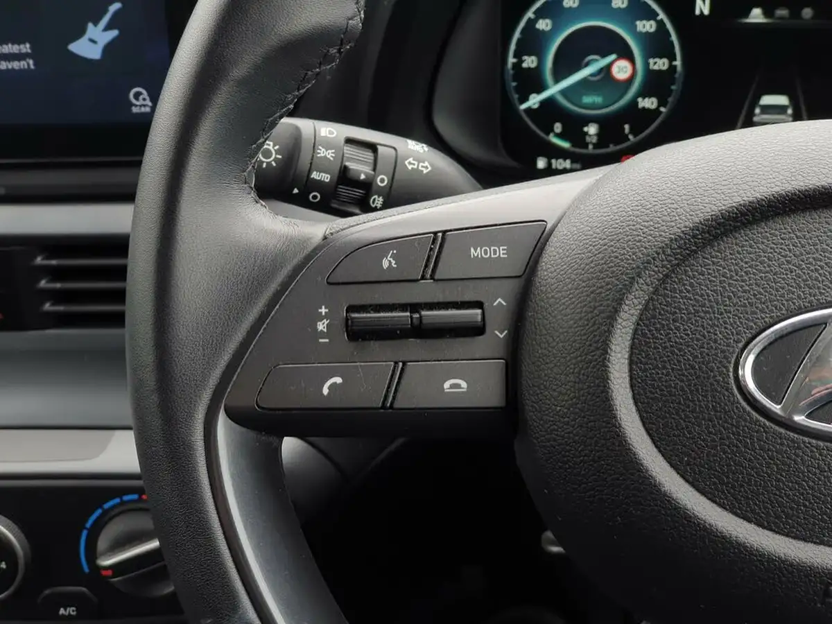 2022-hyundai-i20-10-t-gdi-se-connect-eclutch-imt-big-19