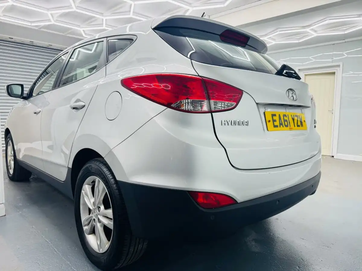 2011-hyundai-ix35-17td-style-big-2