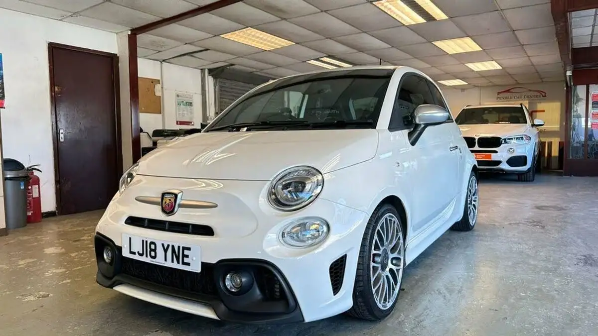 2018-abarth-595-14-tjet-turismo-big-4