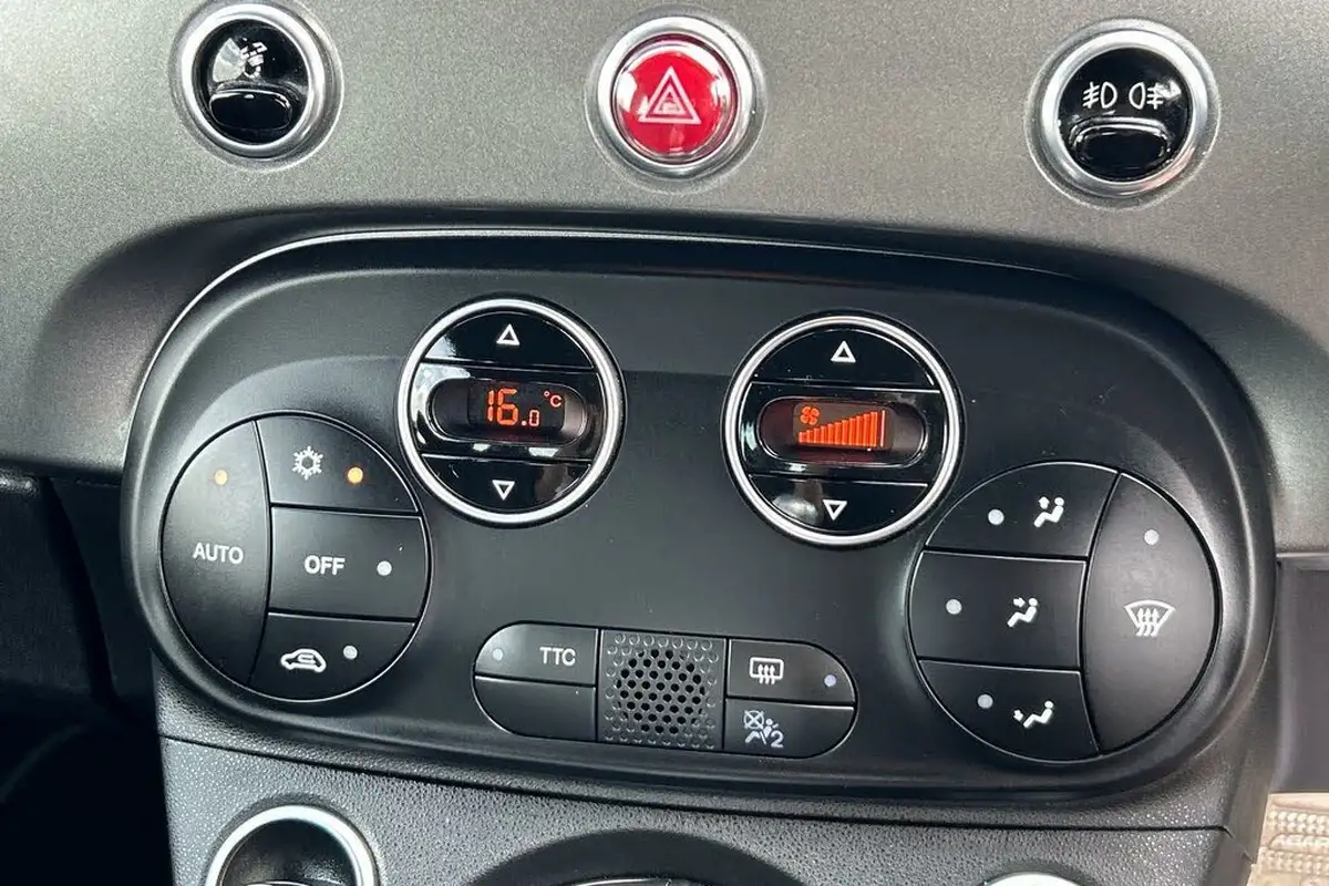 2022-abarth-595-14-tjet-turismo-big-11