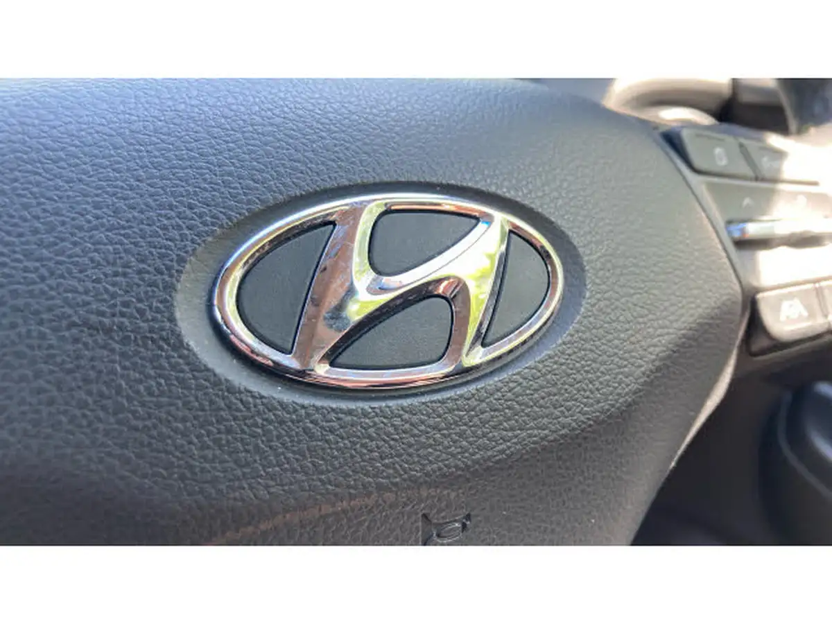 2022-hyundai-kona-16-gdi-premium-big-30