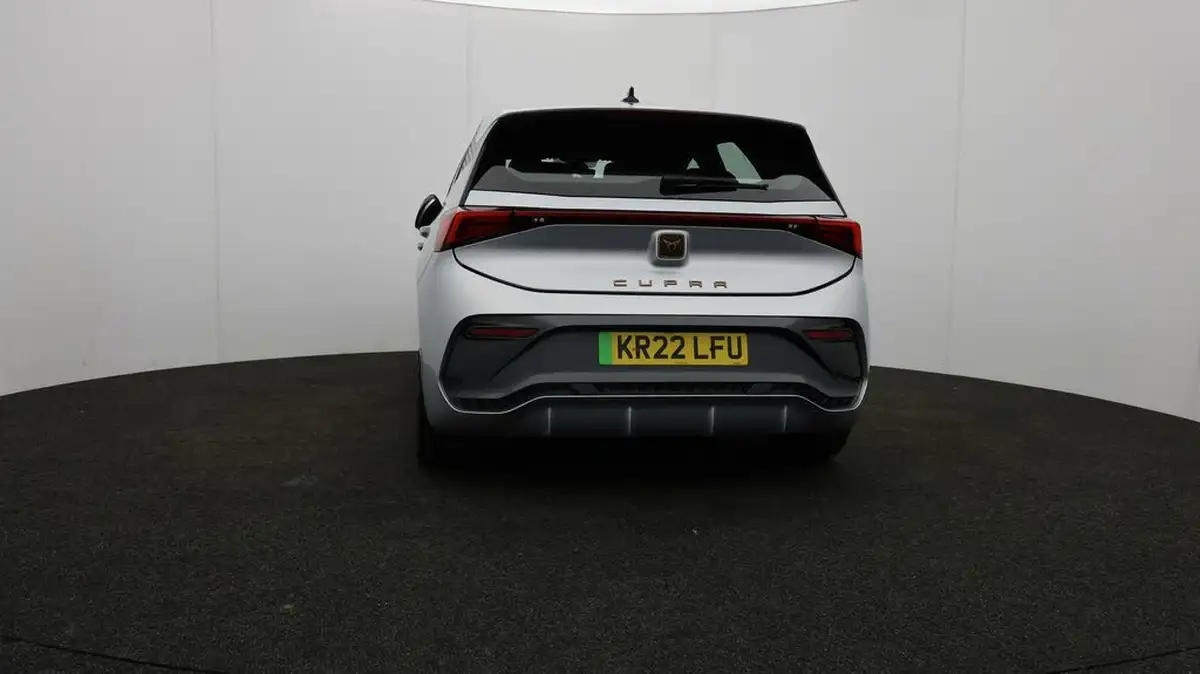 2022-cupra-born-e-v1-big-42