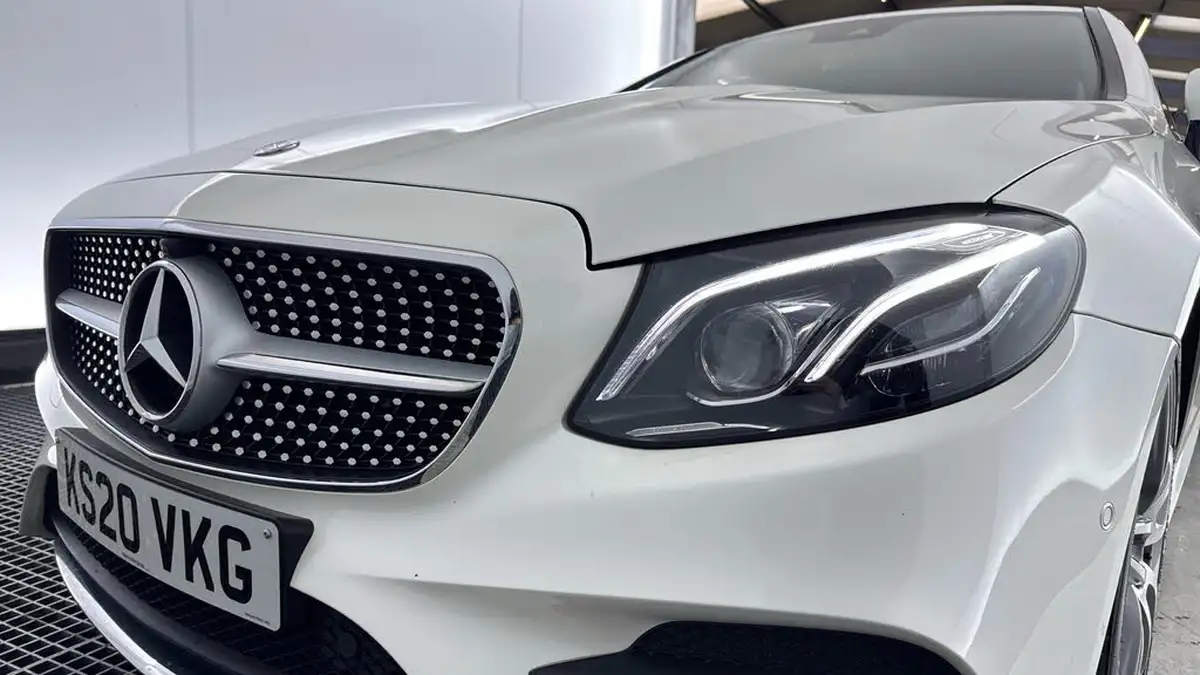 2020-mercedes-benz-e-class-20d-e300d-amg-line-premium-coupe-big-28