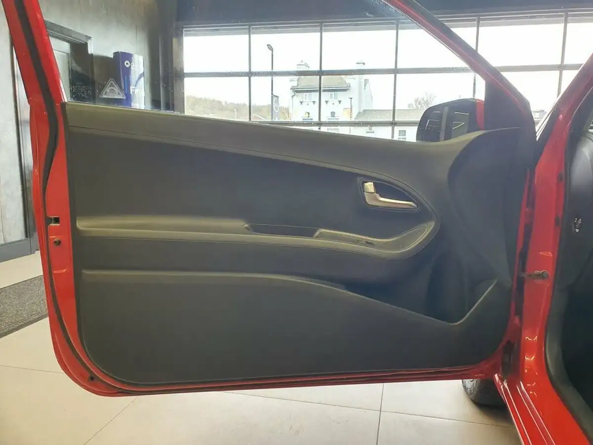 2013-kia-picanto-10-city-big-8
