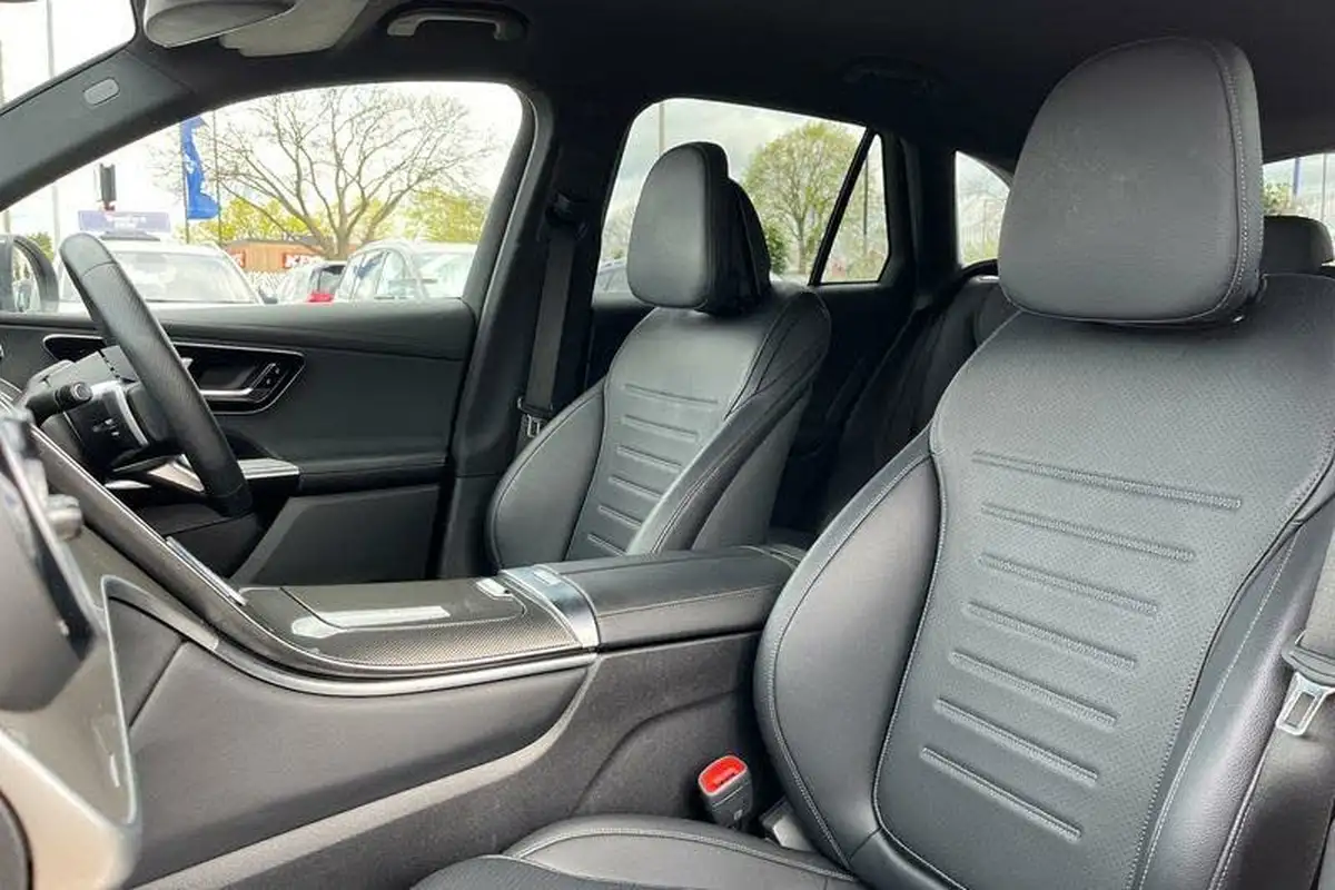 2023-mercedes-benz-glc-class-20-glc300-amg-line-premium-suv-1999cc-big-18