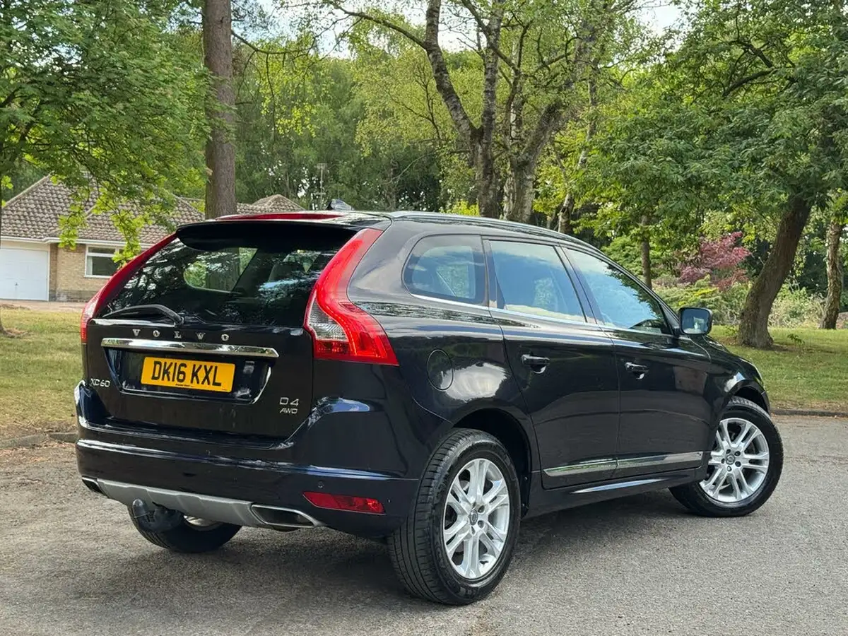 2016-volvo-xc60-24td-d4-se-lux-geartronic-big-34