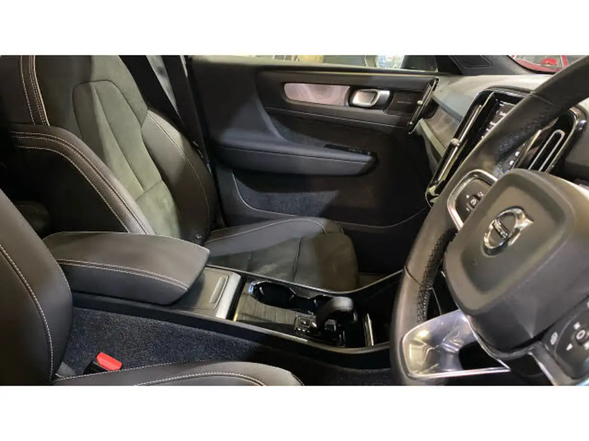 2022-volvo-c40-e-twin-recharge-pro-big-8