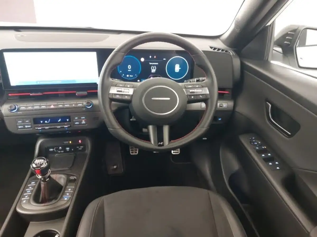 2024-hyundai-kona-16-t-gdi-n-line-s-198ps-big-6