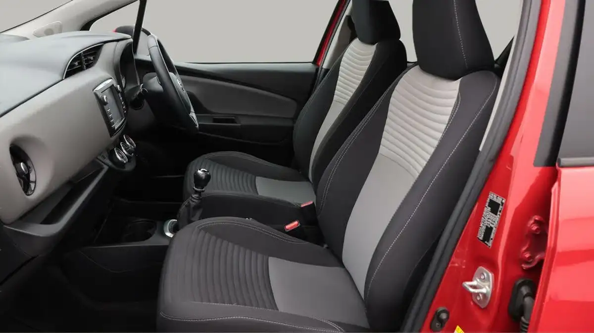 2018-toyota-yaris-15-vvt-i-icon-111bhp-1497cc-big-14