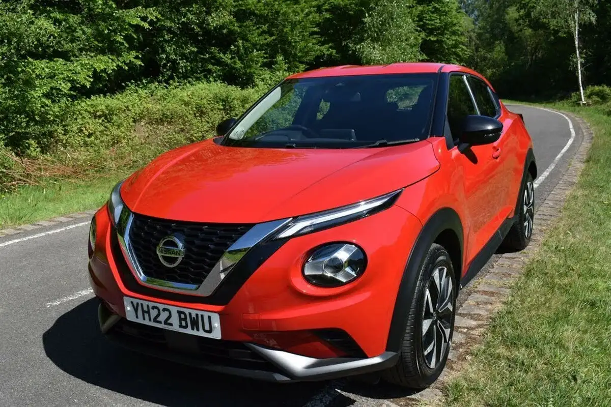2022-nissan-juke-10-dig-t-acenta-big-2