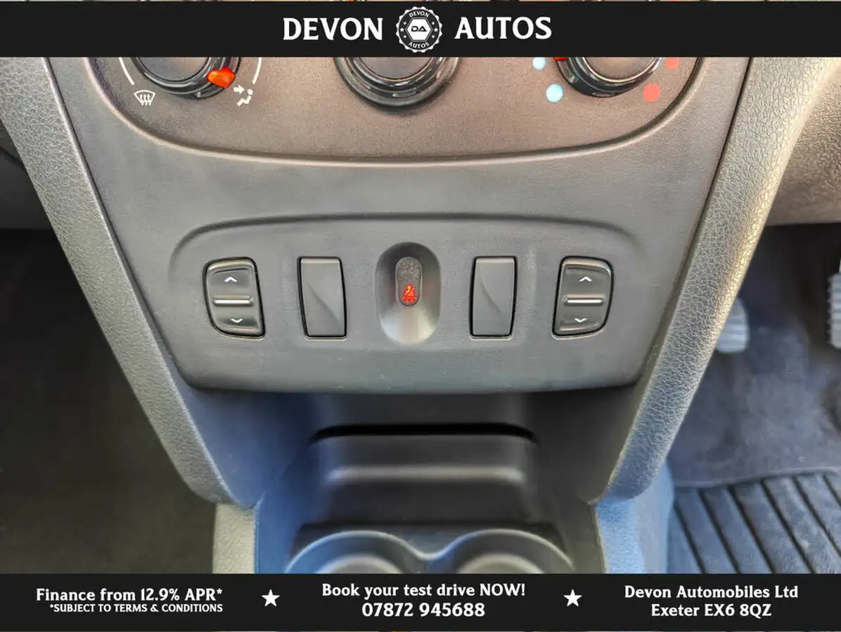 2016-dacia-sandero-12-ambiance-big-29