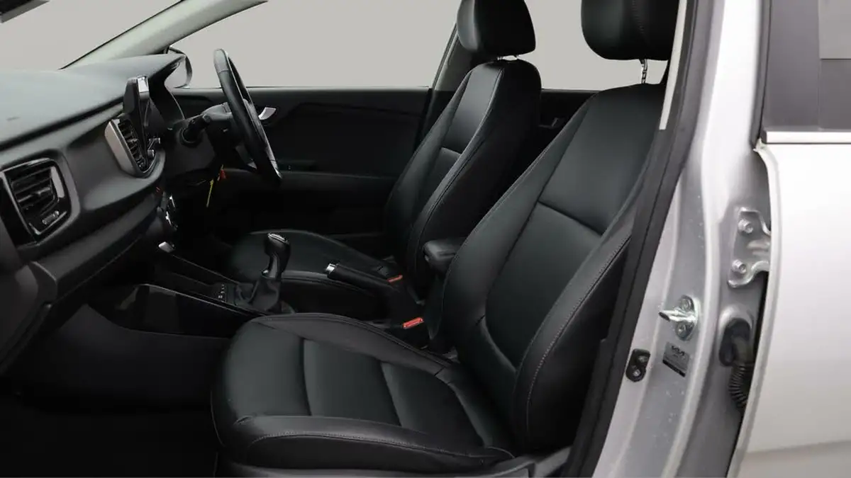 2022-kia-rio-10-t-gdi-3-big-13