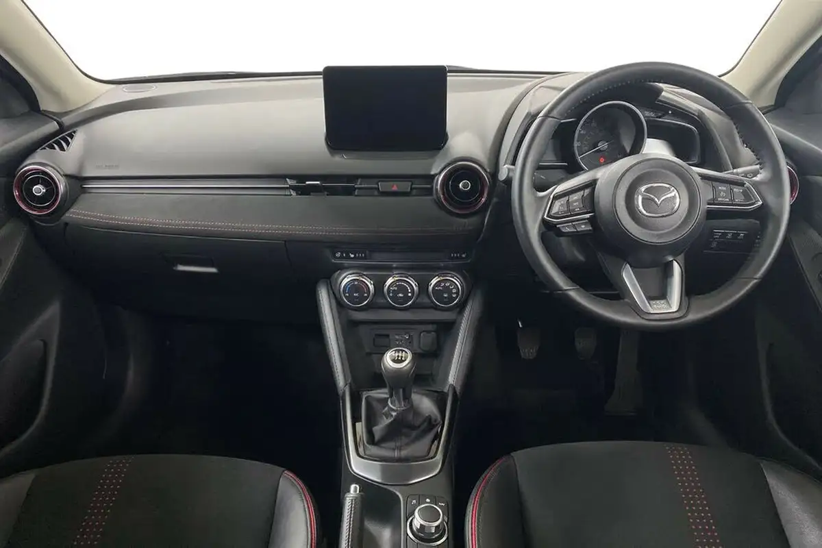 2024-mazda-mazda2-15-e-skyactiv-g-homura-aka-90ps-big-12
