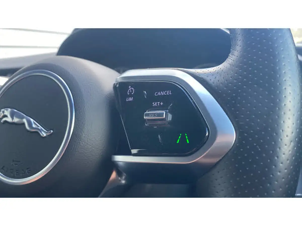 2022-jaguar-e-pace-20-d165-r-dynamic-se-big-43