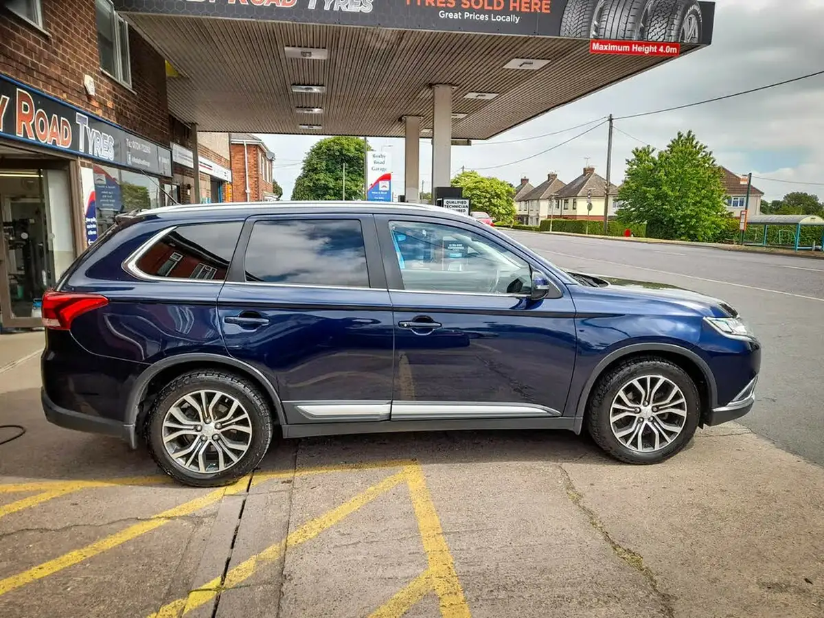 2015-mitsubishi-outlander-22di-d-gx4-auto-big-7