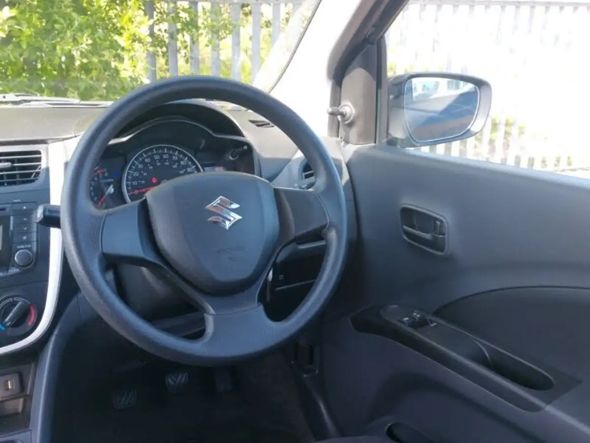 2016-suzuki-celerio-10-sz2-big-9