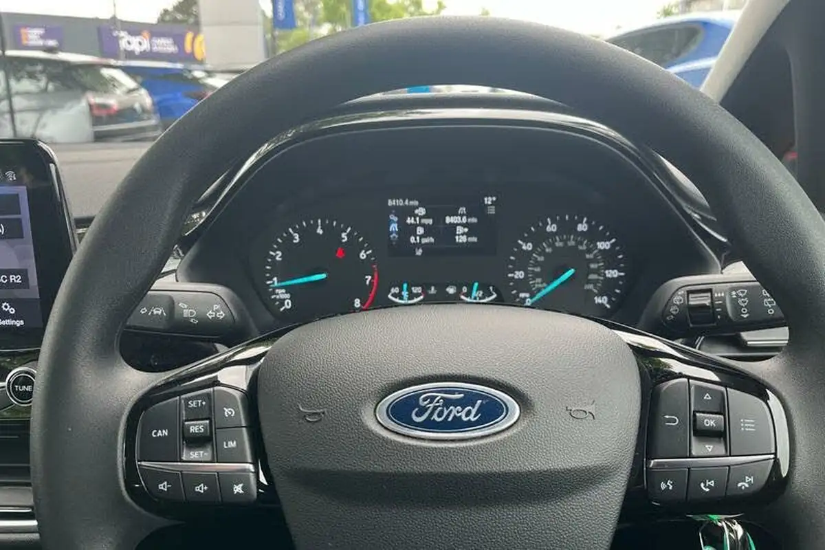 2022-ford-fiesta-10t-trend-100ps-5d-big-22