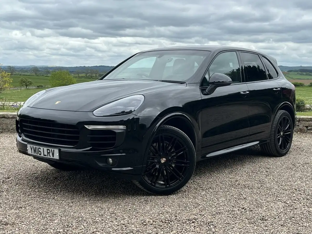 2016-porsche-cayenne-30td-big-8