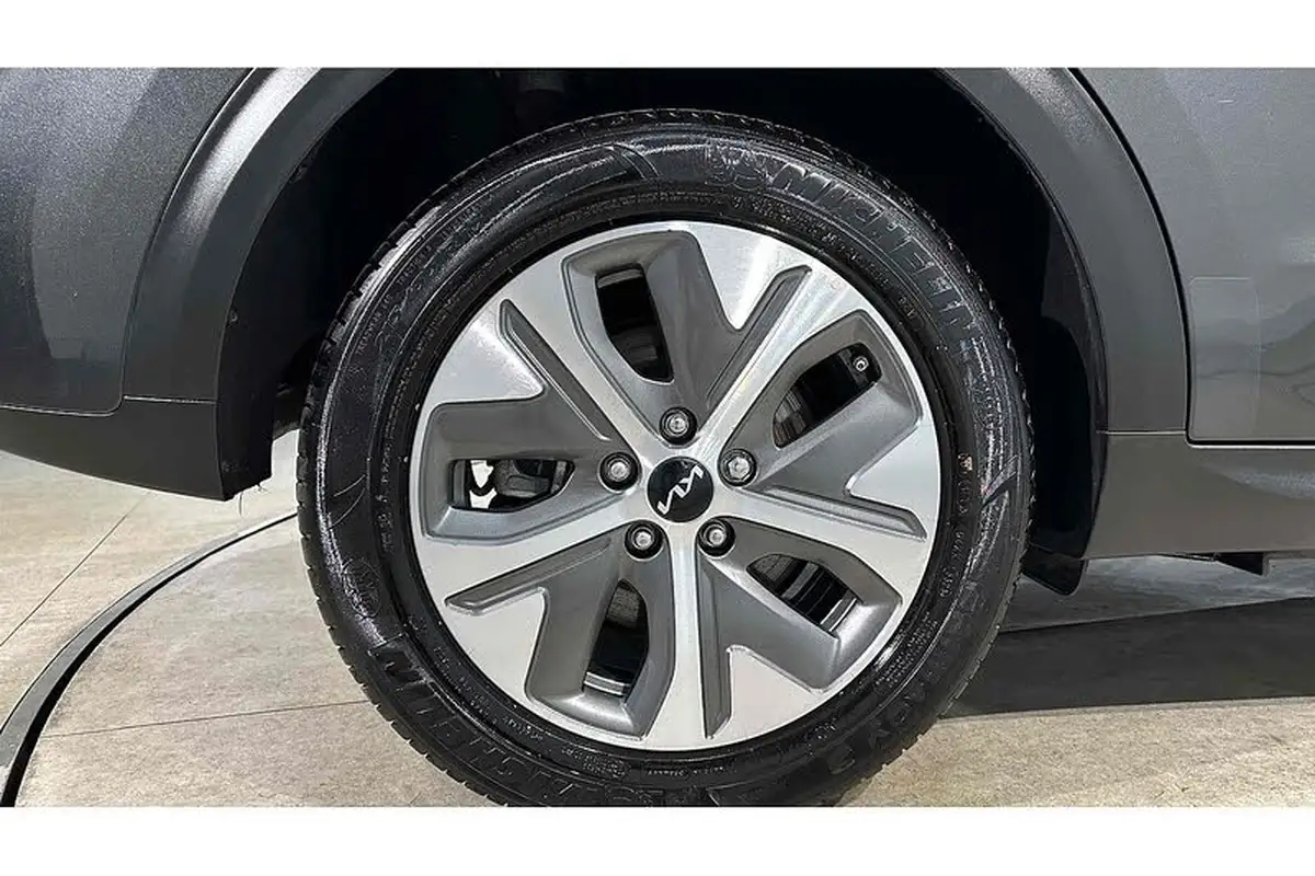 2021-kia-e-niro-ev-2-64-big-14