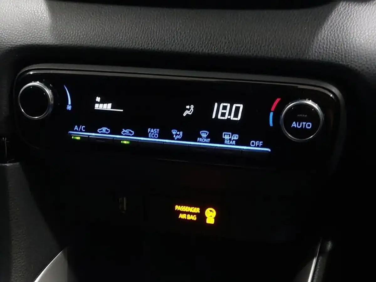 2023-toyota-yaris-15-vvt-i-design-big-14