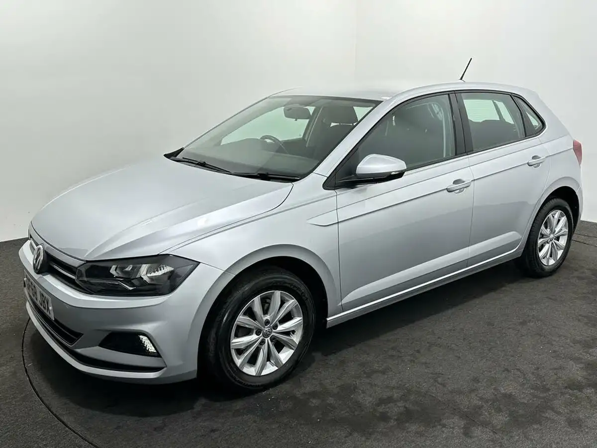 2018-volkswagen-polo-10-tsi-se-big-48