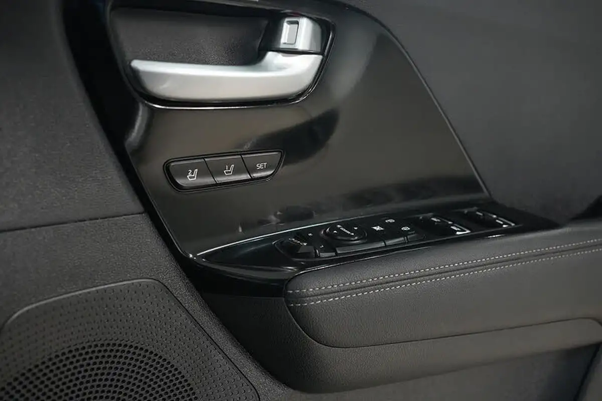 2020-kia-niro-16-gdi-4-big-35