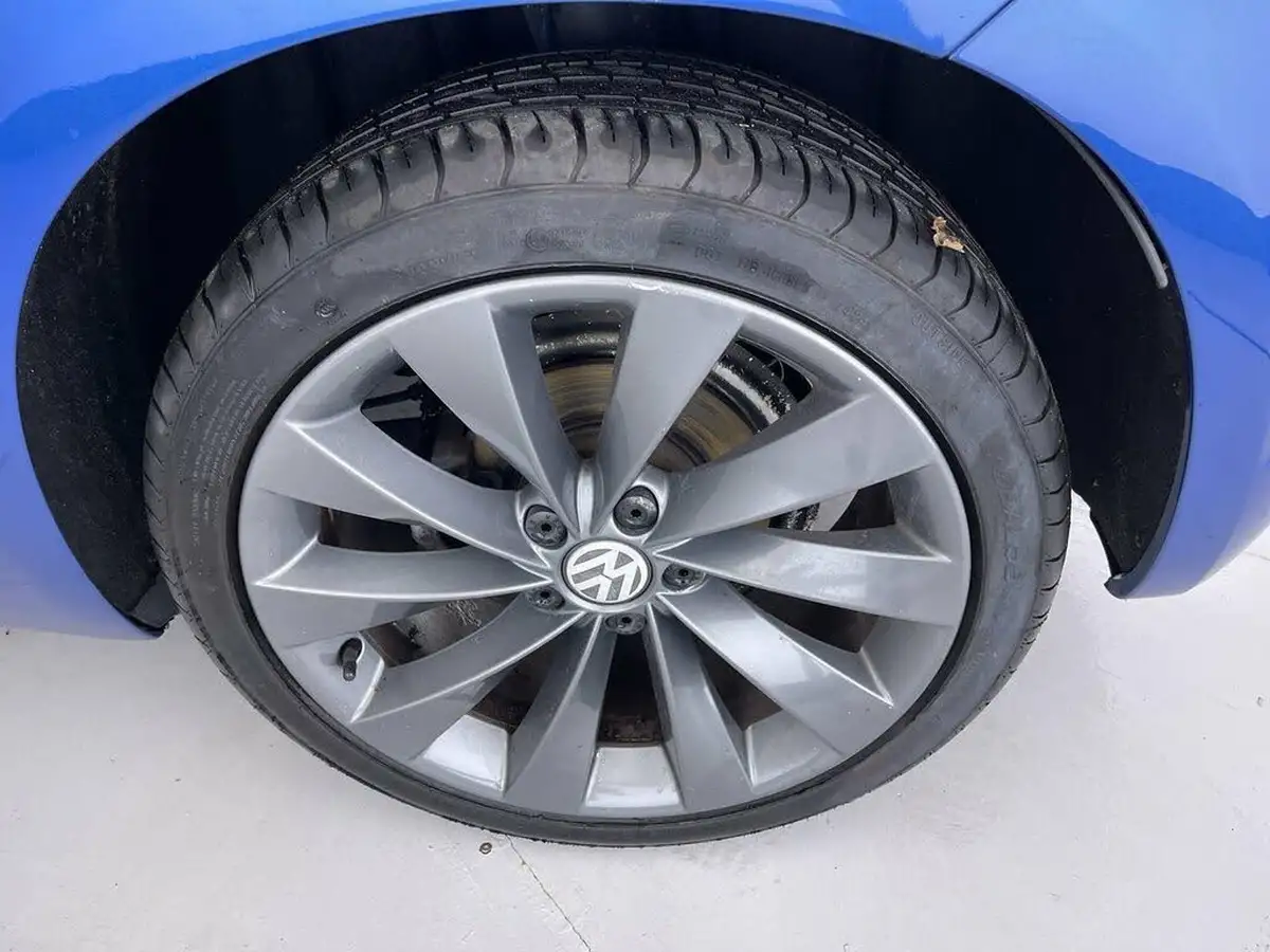 2015-volkswagen-scirocco-14-tsi-gt-big-21