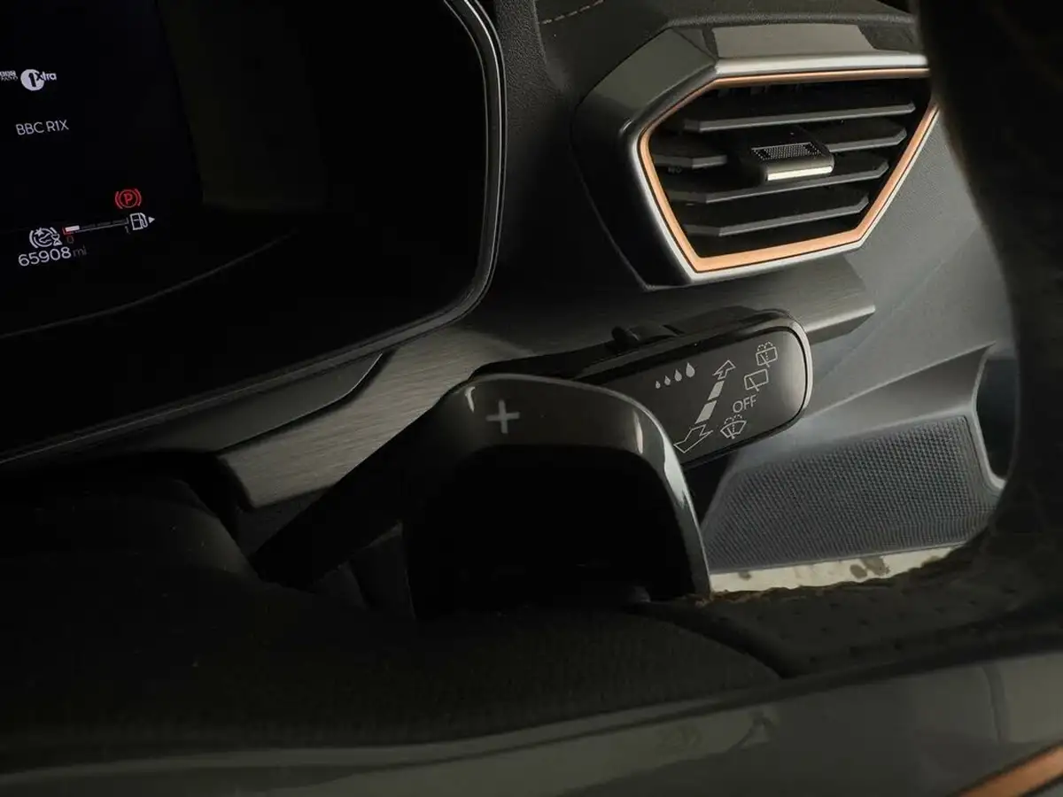 2021-cupra-formentor-14-e-hybrid-v1-big-15