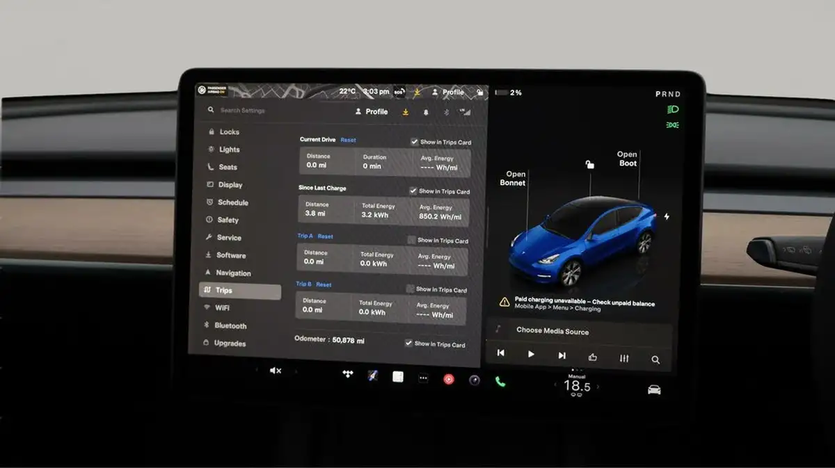 2022-tesla-model-y-e-long-range-big-10