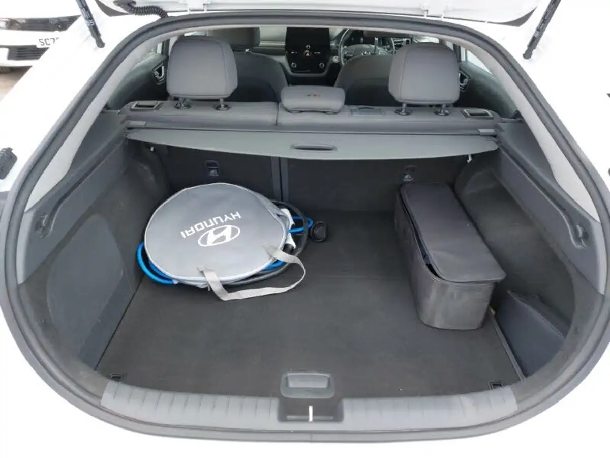 2020-hyundai-kona-e-premium-136ps-39kwh-big-7
