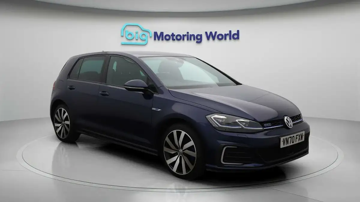 2020-volkswagen-golf-14-tsi-gte-advance-big-1