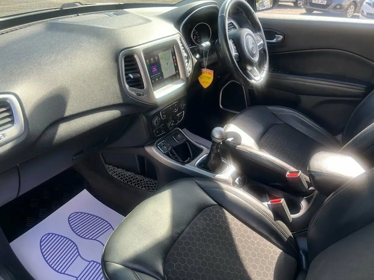 2019-jeep-compass-14-multiair-ii-longitude-big-4