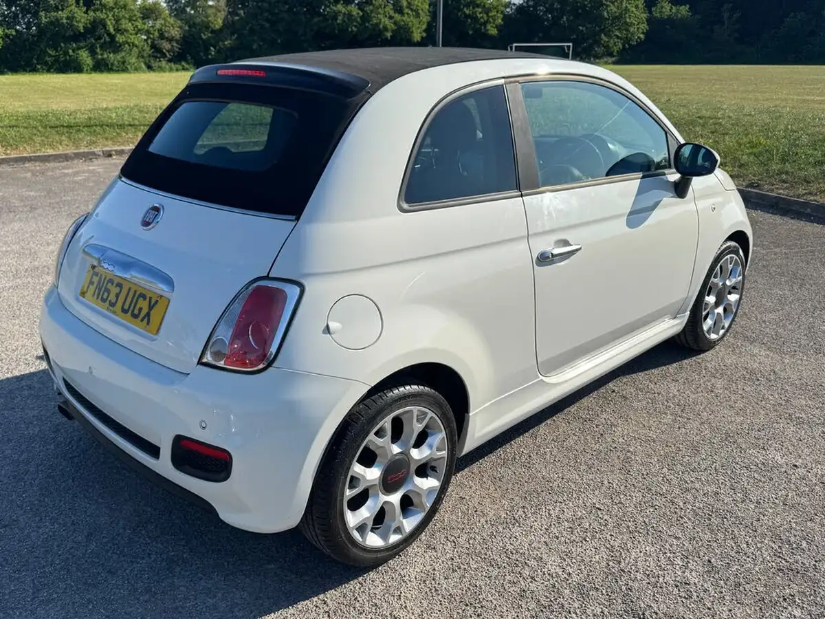 2013-fiat-500c-09-s-big-23