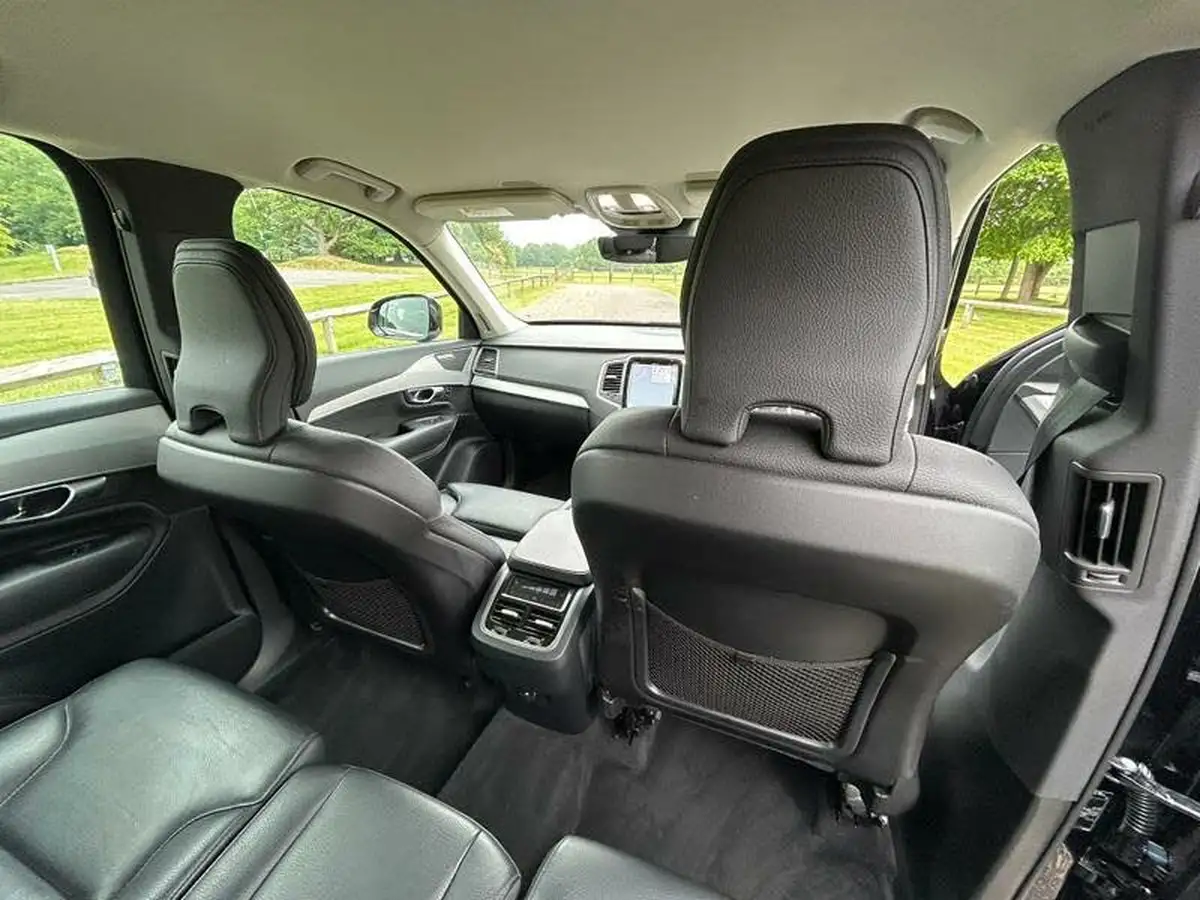 2023-volvo-xc90-20-b5-core-big-13