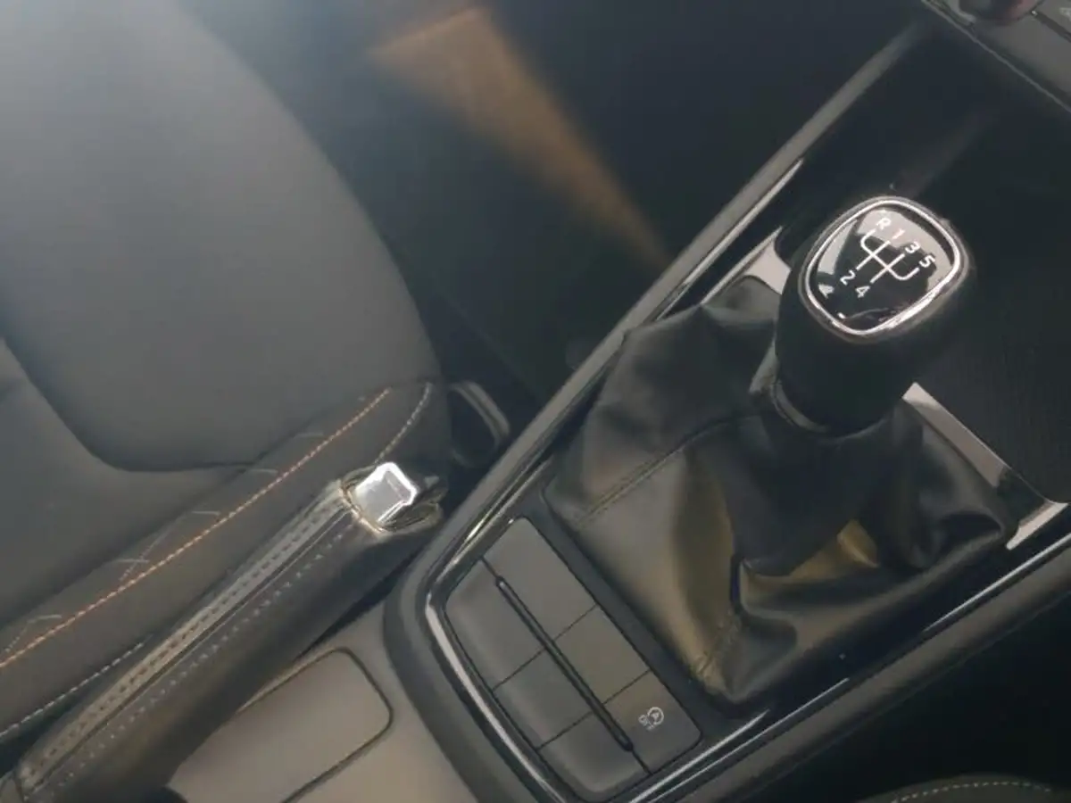 2022-skoda-kamiq-10-tsi-se-95ps-big-9