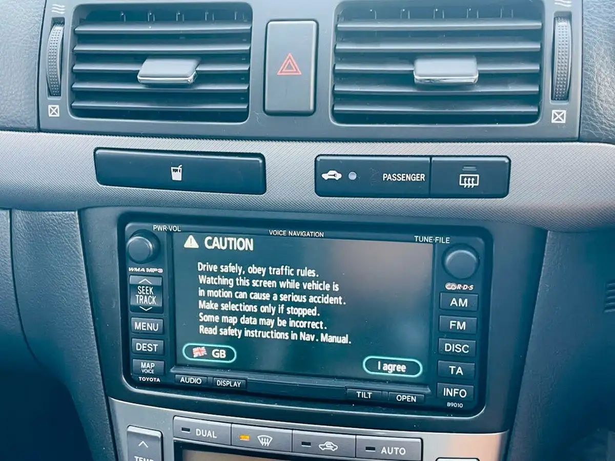 2007-toyota-avensis-20-t-spirit-hatchback-5d-auto-big-18