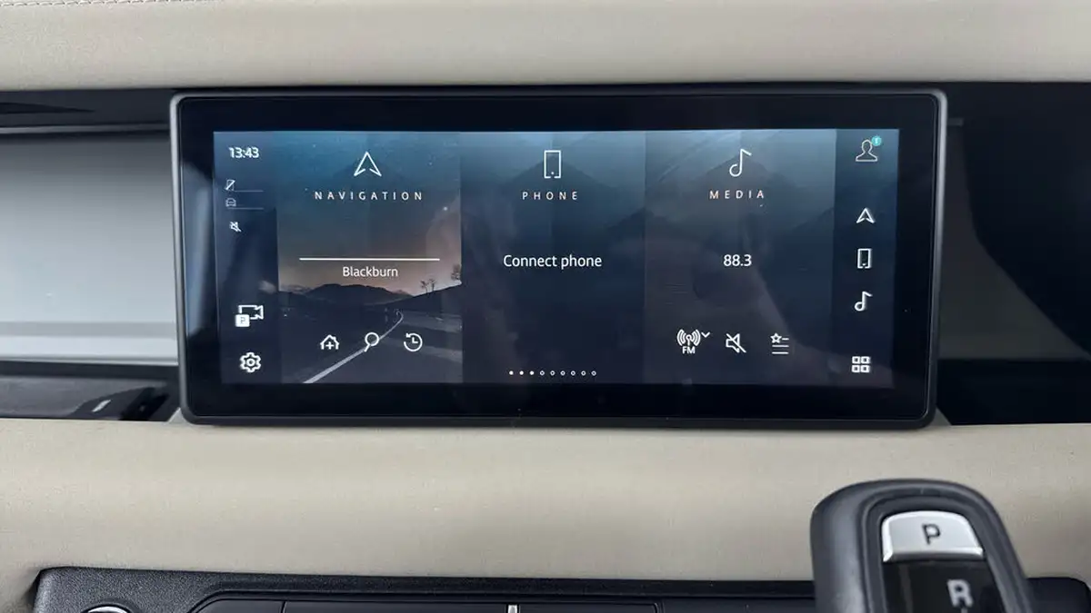 2021-land-rover-110-defender-30-d200-se-big-11