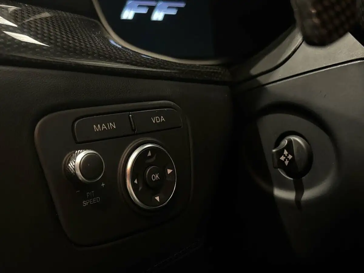 2013-ferrari-ff-63-big-35