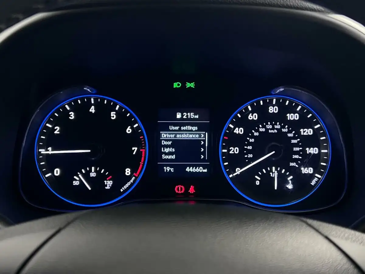 2020-hyundai-kona-10-t-gdi-play-big-23