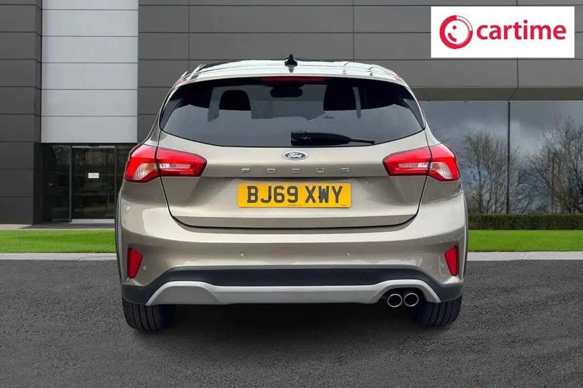 2019-ford-focus-15-active-x-hatchback-auto-big-5
