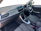 2023-volkswagen-t-roc-10-tsi-life-small-13
