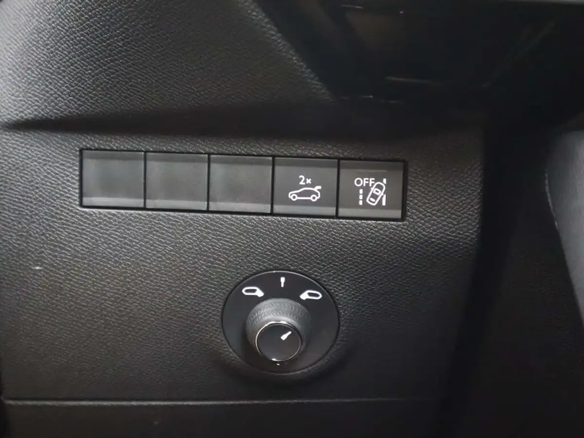 2020-ds-ds-7-crossback-16-puretech-performance-line-180ps-big-41