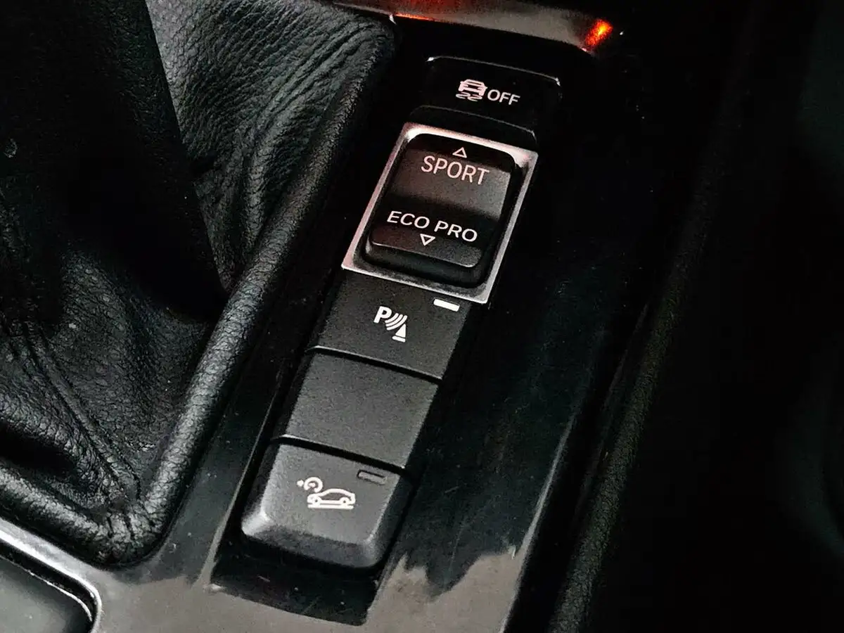 2016-bmw-x1-20-xdrive20i-xline-big-68