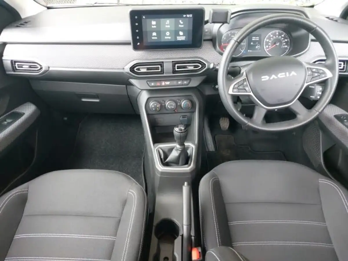 2023-dacia-sandero-10-tce-expression-90bhp-big-2
