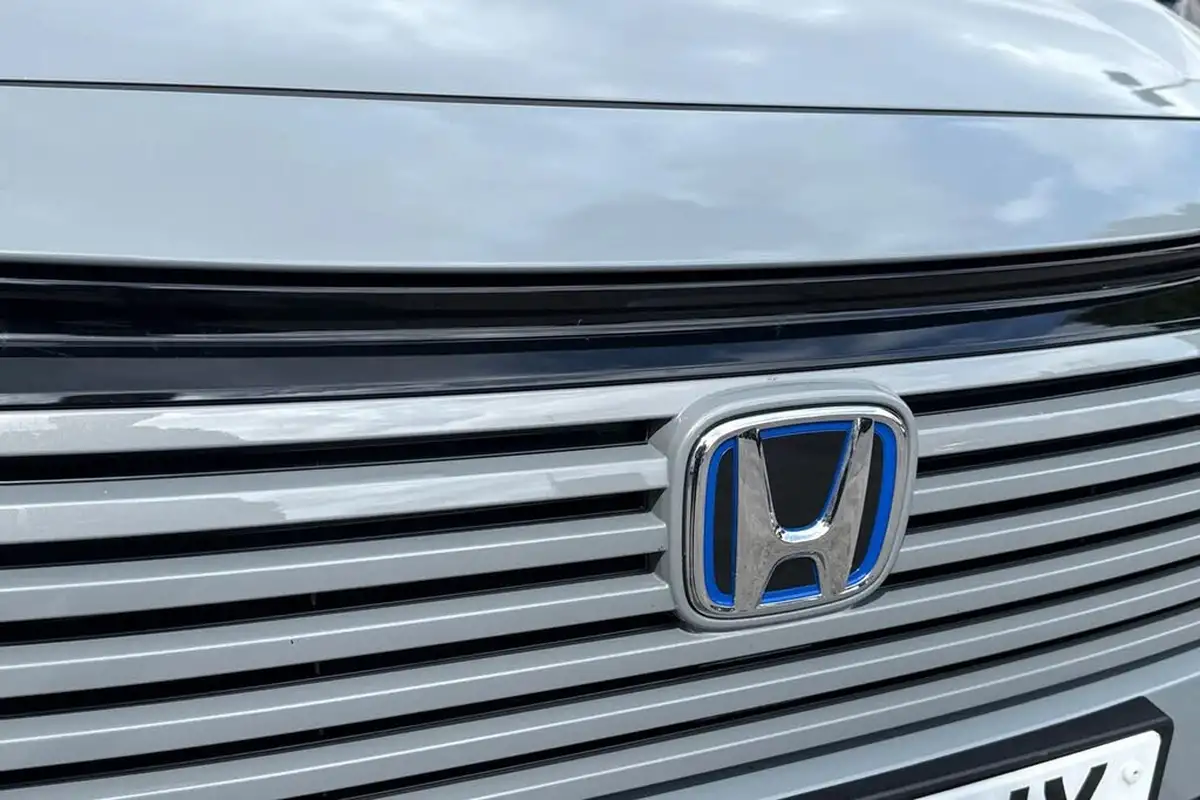 2025-honda-hr-v-15-i-mmd-advance-big-25