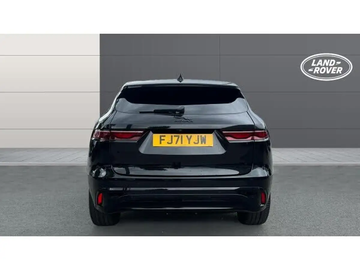 2021-jaguar-f-pace-big-5