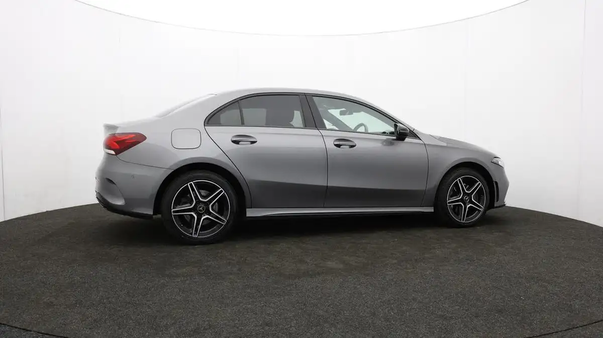 2021-mercedes-benz-a-class-20-a250-amg-line-executive-edition-saloon-4d-big-39