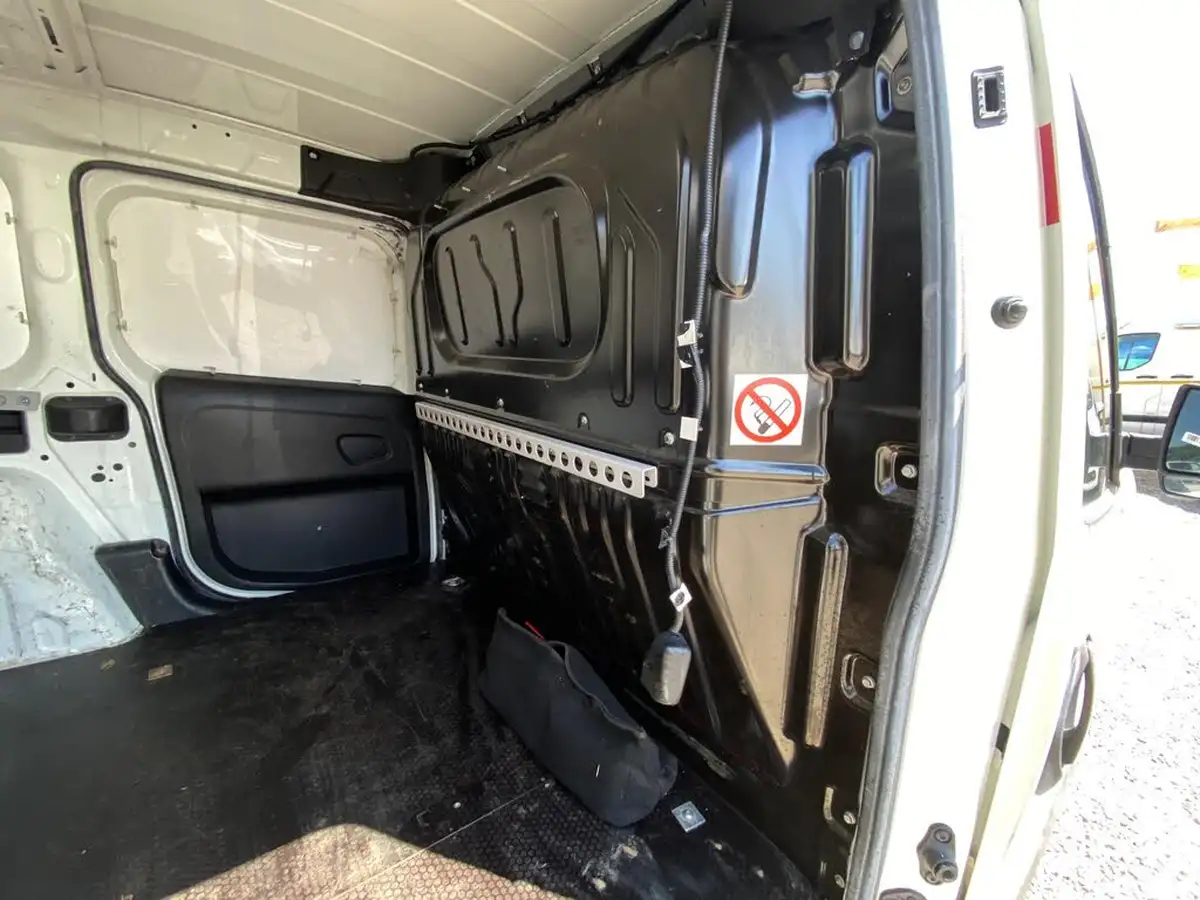 2015-fiat-doblo-cargo-13td-v-l1-refrigerated-van-big-47
