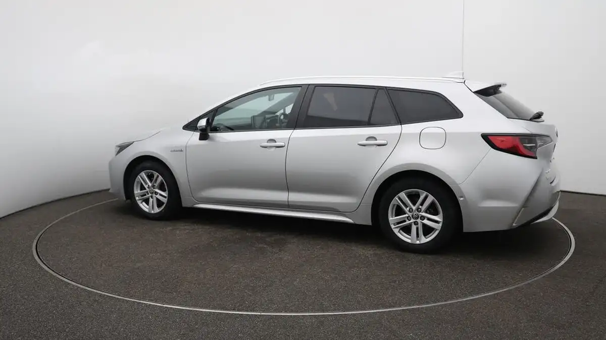 2020-toyota-corolla-18-vvt-i-icon-tech-spare-wheel-touring-sports-5d-big-46