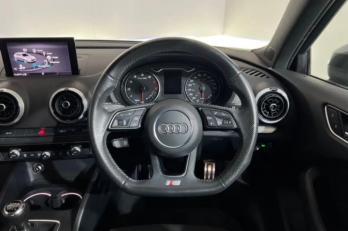 2018-audi-a3-15-tfsi-s-line-sportback-5d-big-22